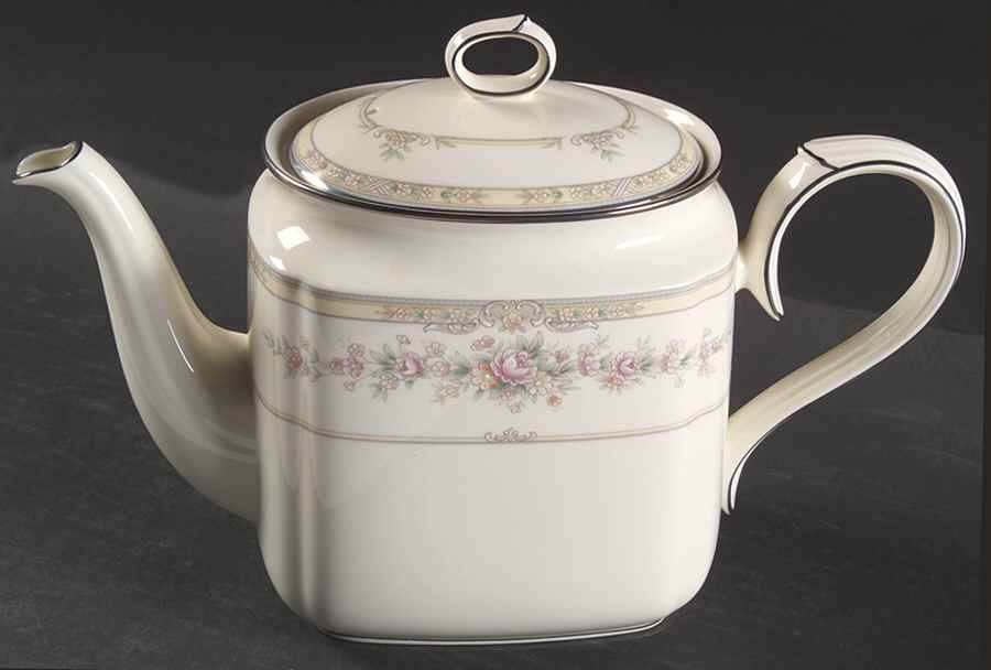 Shenandoah Teapot & Lid by Noritake-1