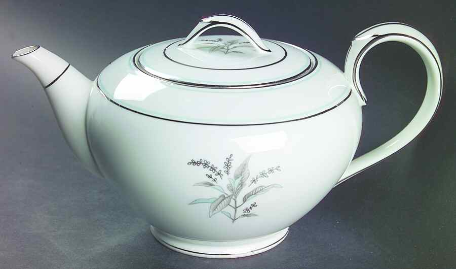 Shirley Teapot & Lid by Noritake-1