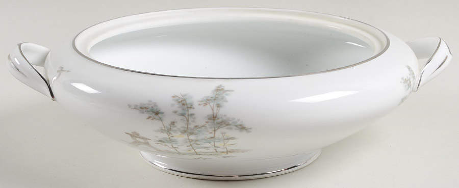 Shangri-La (5787) Round Vegetable No Lid by Noritake-1