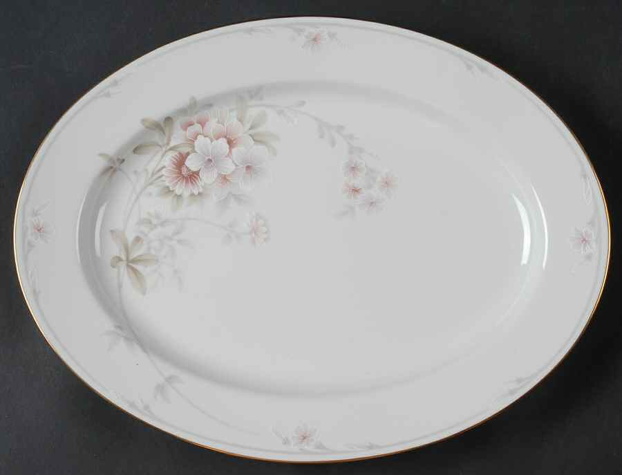 Shrewsbury 13" Oval Serving Platter by Noritake-1