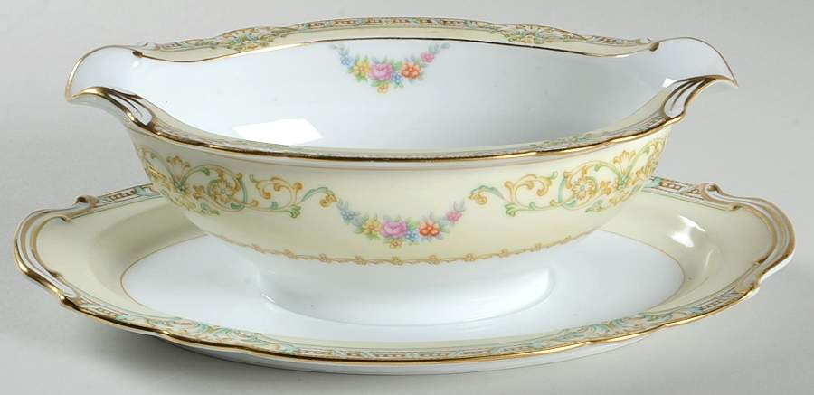 Sierra Gravy Boat with Attached Underplate by Noritake-1