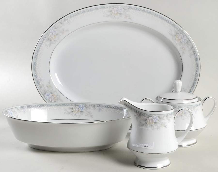 Silk Garland 5 Piece Hostess Set by Noritake-1