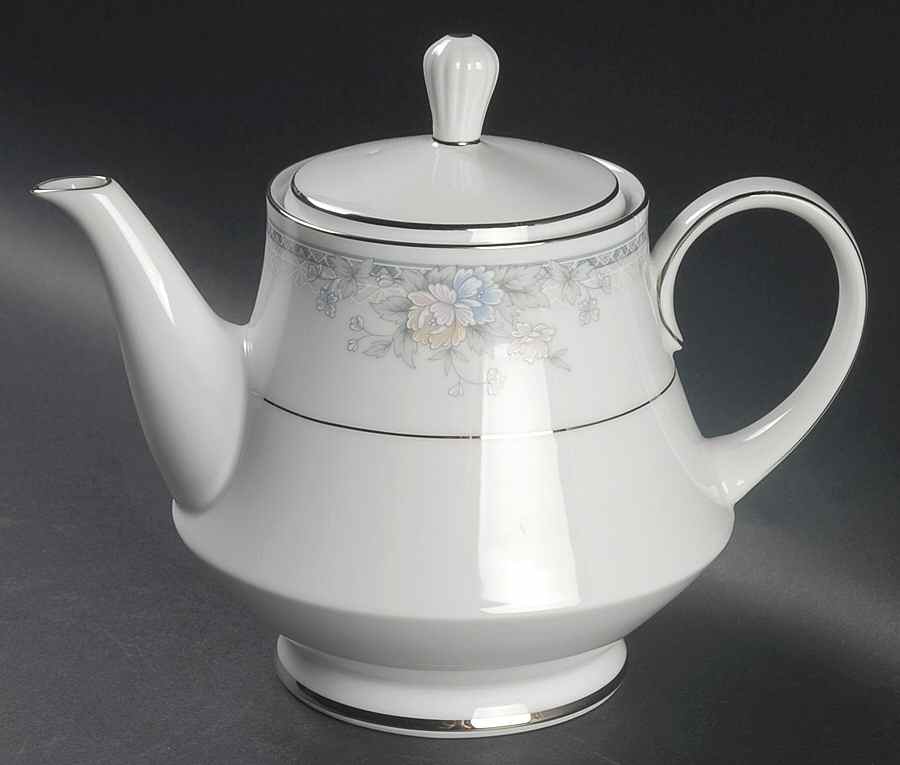 Silk Garland Teapot & Lid by Noritake-1