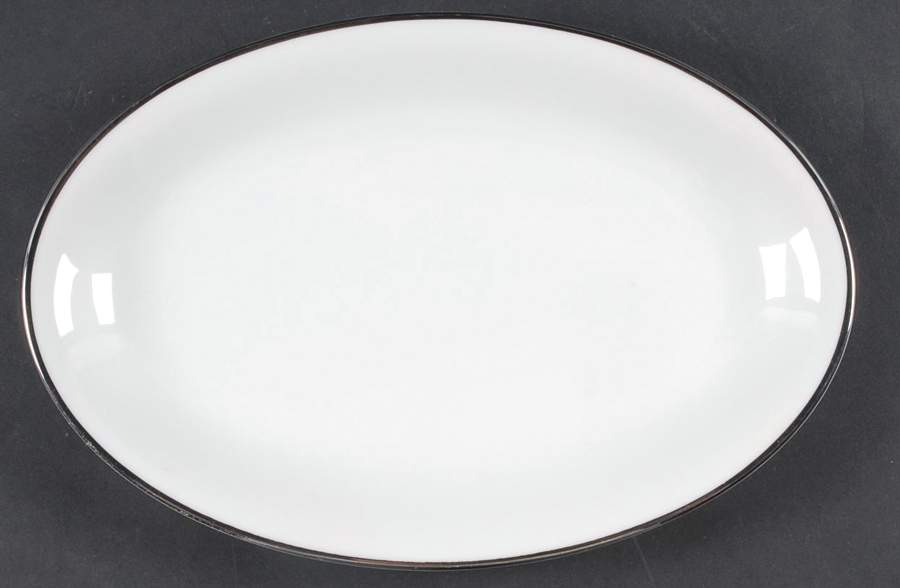 Silverdale 12" Oval Serving Platter by Noritake-1