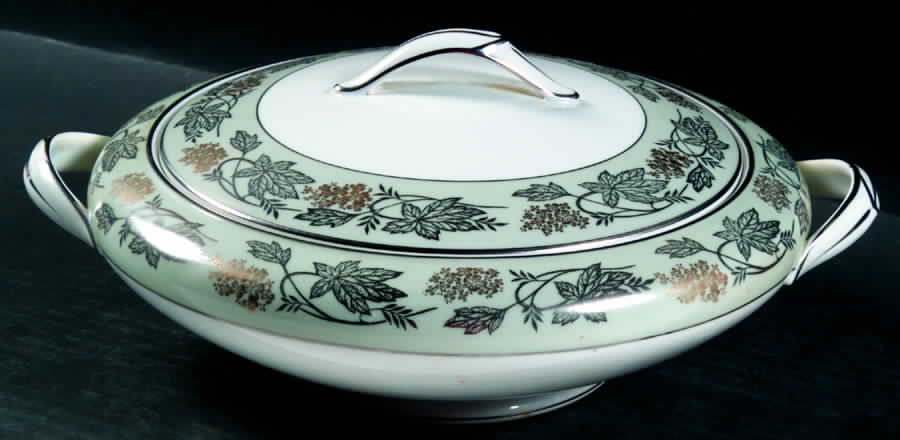 Silvine Round Covered Vegetable by Noritake-1