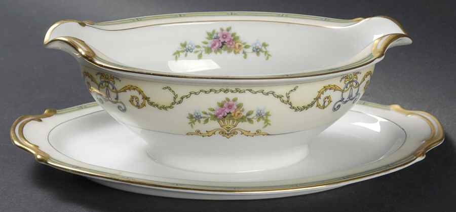 Smartnis Gravy Boat with Attached Underplate by Noritake-1