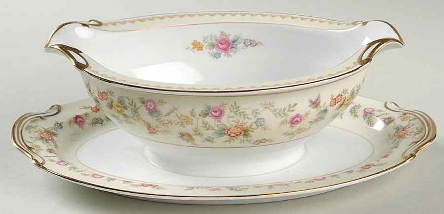 Smilax Gravy Boat with Attached Underplate by Noritake-1