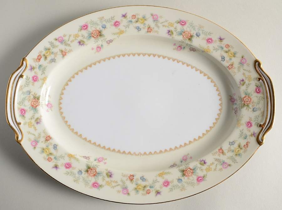 Smilax 12" Oval Serving Platter by Noritake-1