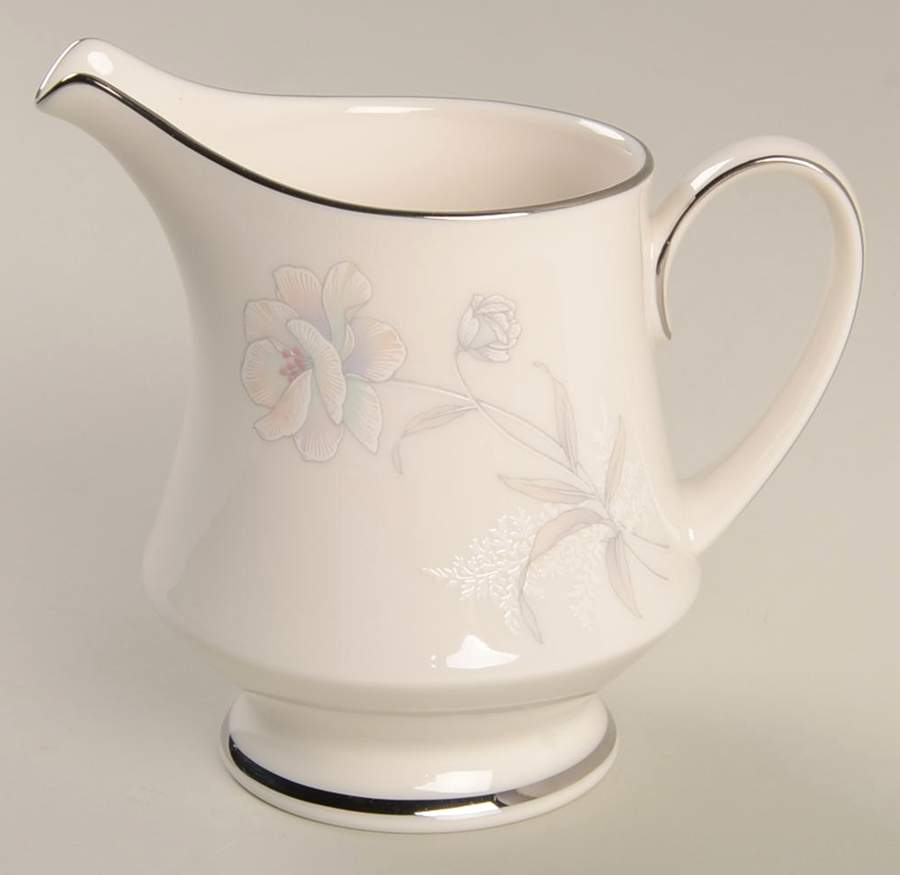 Snow Field Creamer by Noritake-1