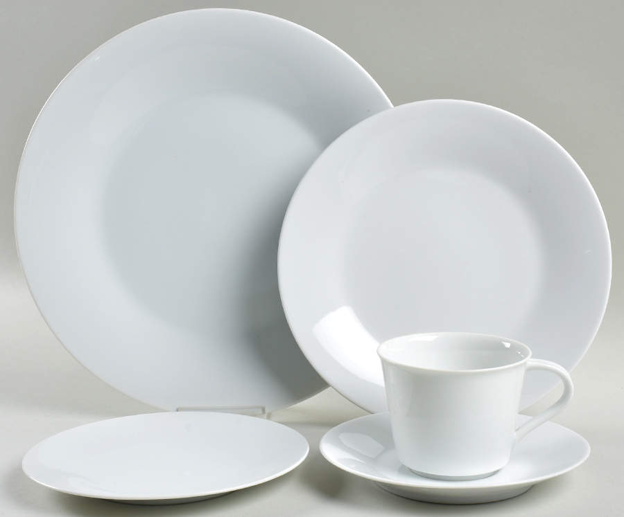 Snowville 40 Piece Estate Set by Noritake-1