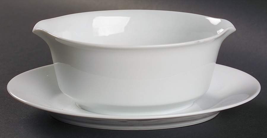 Snowville Gravy Boat with Attached Underplate by Noritake-1