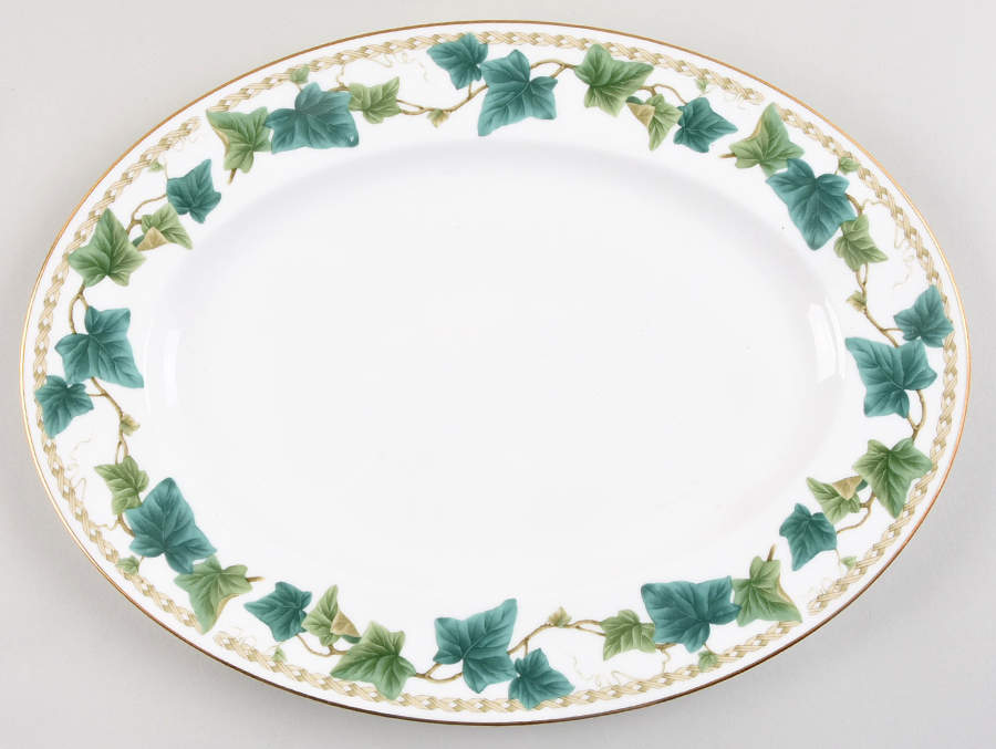 Southern Estate 12" Oval Serving Platter by Noritake-1