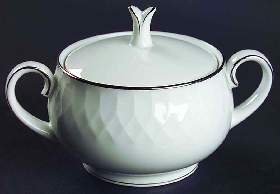 Sonoma Sugar Bowl & Lid by Noritake-1