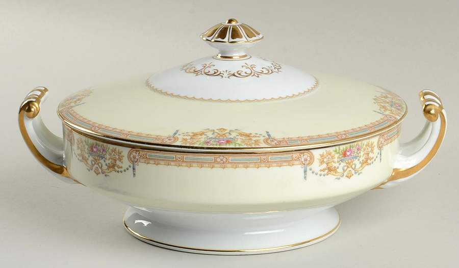 Sonoda Round Covered Vegetable by Noritake-1