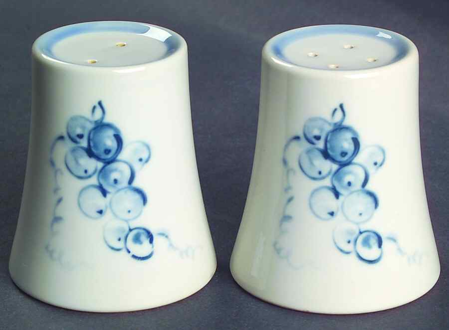 Sonoma Salt & Pepper Set by Noritake-1