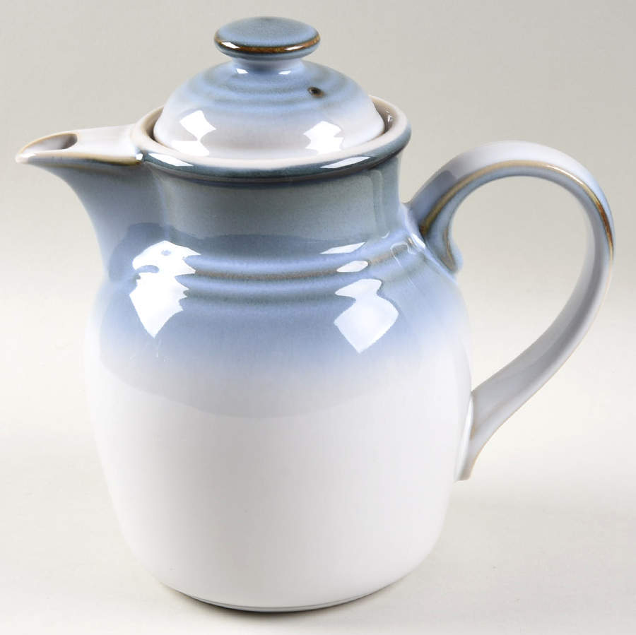 Sorcerer Tea/Coffee Pot & Lid by Noritake-1