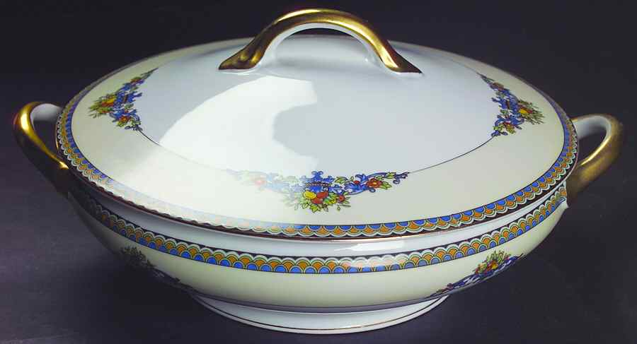 Sorrento Round Covered Vegetable by Noritake-1
