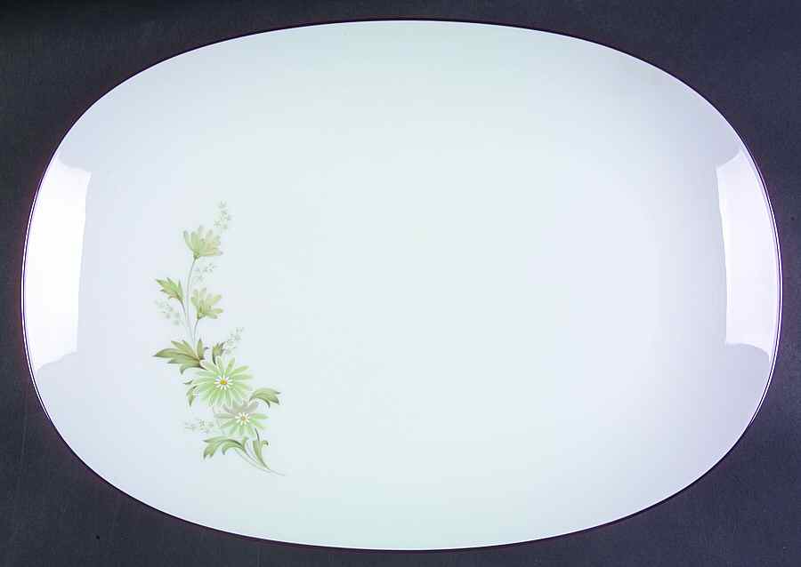 Soroya 15" Oval Serving Platter by Noritake-1