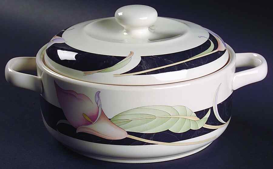 Southwood 1.25 Qt Round Covered Casserole by Noritake-1