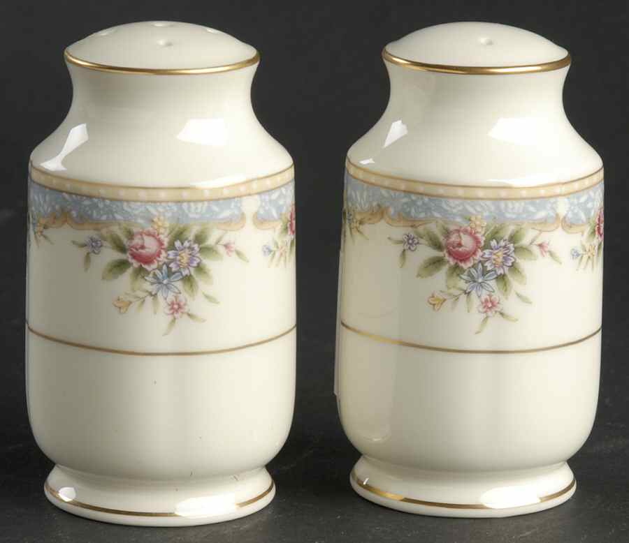 Southhaven Salt & Pepper Set by Noritake-1