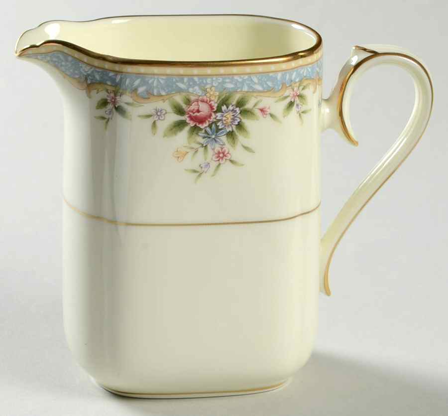 Southhaven Creamer by Noritake-1