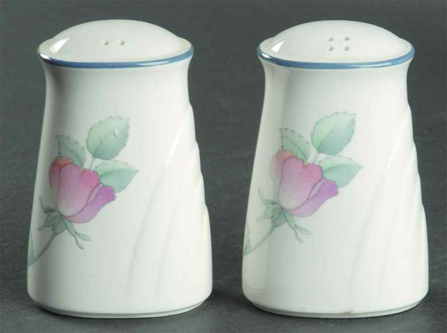Spring Blush Salt & Pepper Set by Noritake-1