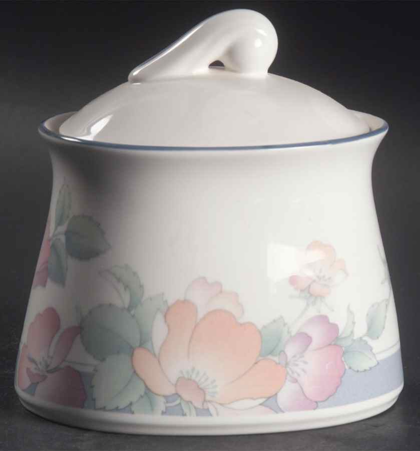 Spring Blush Sugar Bowl & Lid by Noritake-1