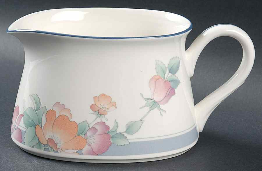 Spring Blush Gravy Boat by Noritake-1