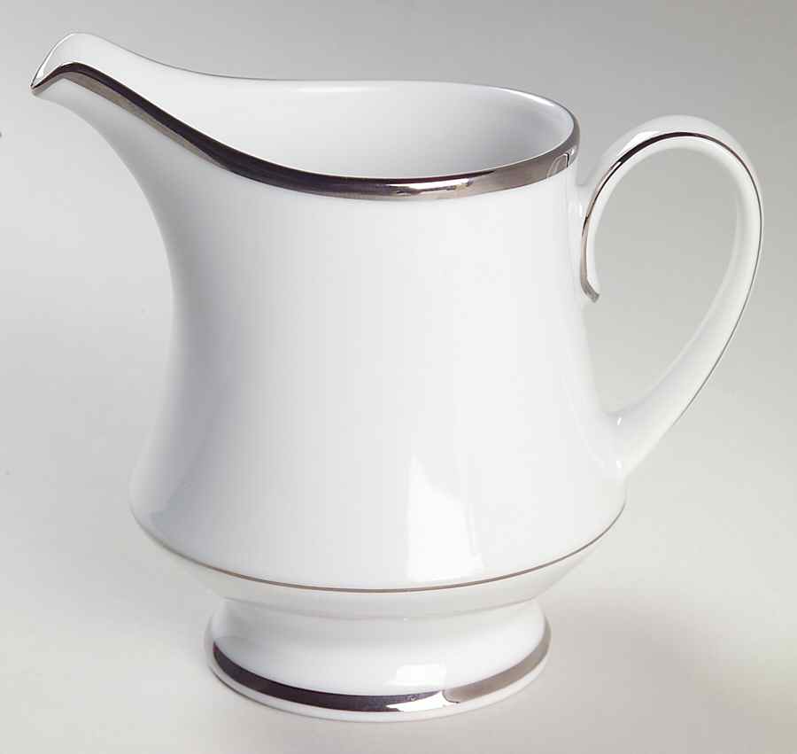 Spectrum (Platinum Rings) Creamer by Noritake-1