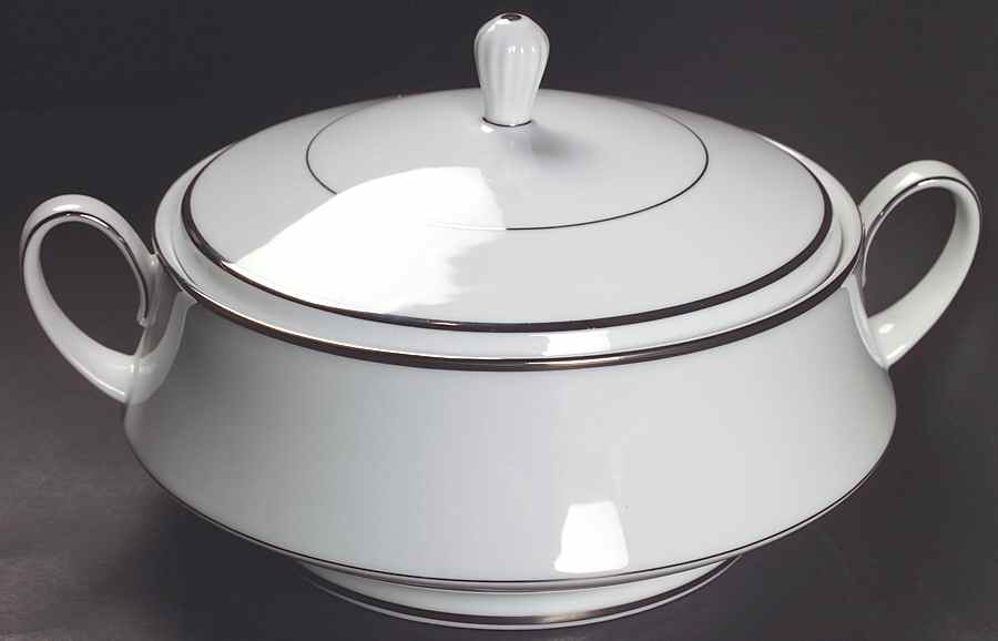 Spectrum (Platinum Rings) Round Covered Vegetable by Noritake-1