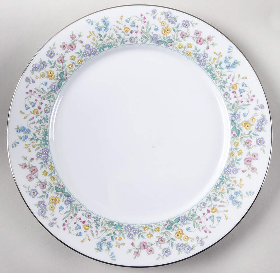 Spring Garden Dinner Plate by Noritake-1
