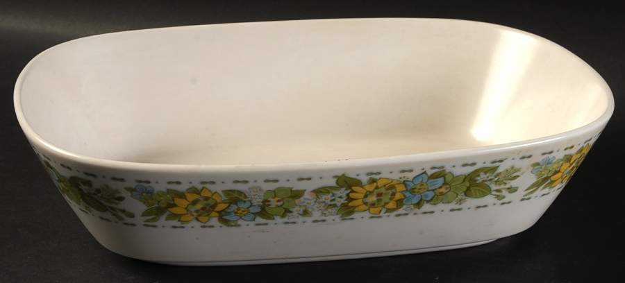 Springfield 9" Oval Vegetable Bowl by Noritake-1