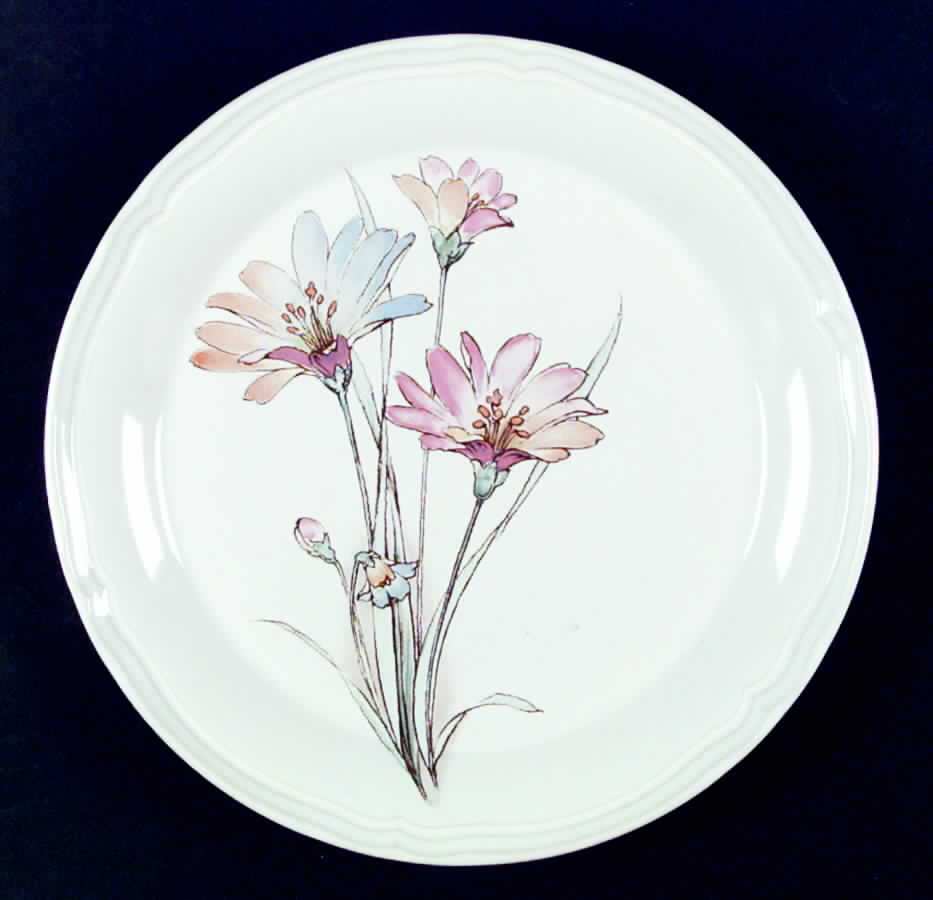 Springlike Dinner Plate by Noritake-1