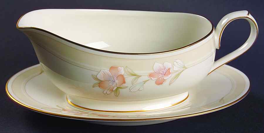 Spring Venture Gravy Boat & Underplate by Noritake-1