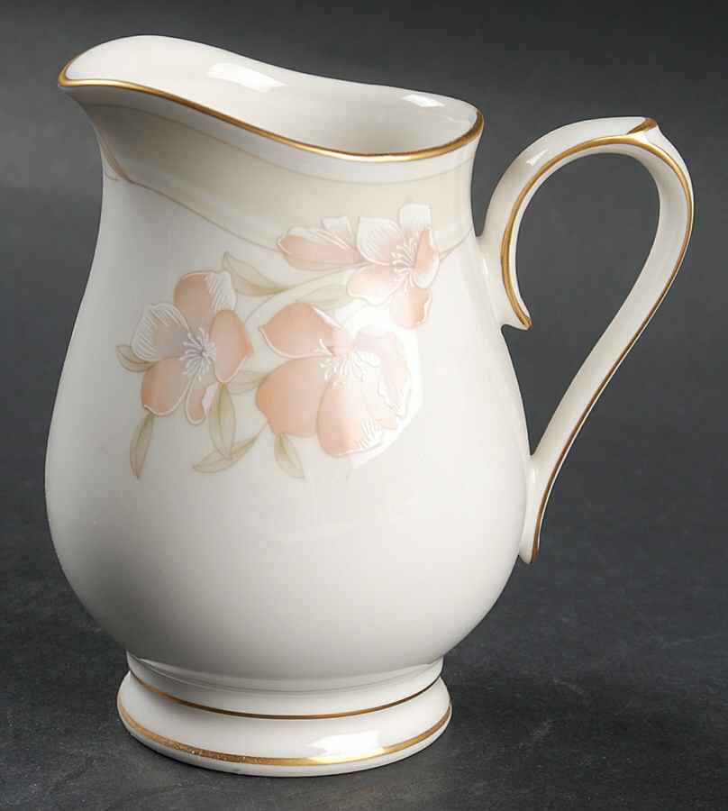 Spring Venture Creamer by Noritake-1