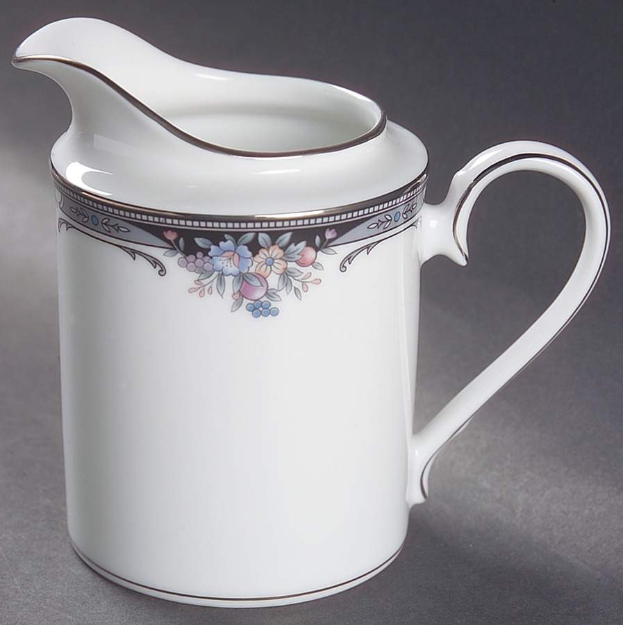 Squirewood Creamer by Noritake-1