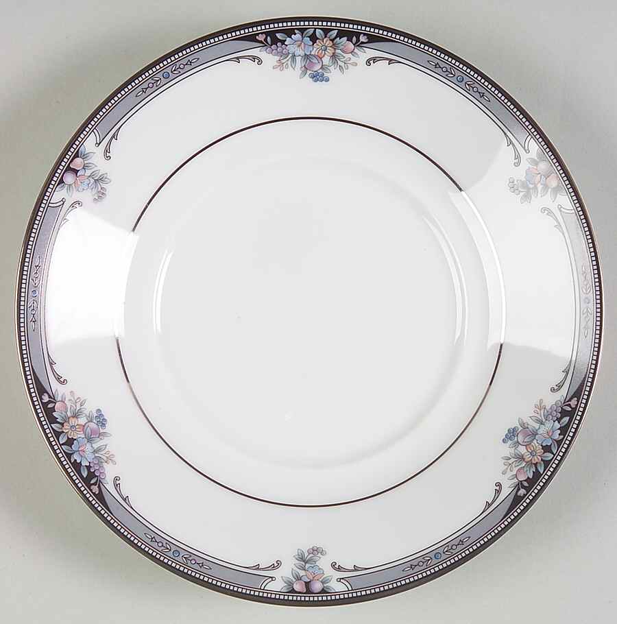 Squirewood Saucer by Noritake-1