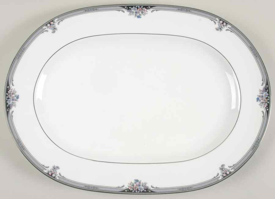 Squirewood 16" Oval Serving Platter by Noritake-1