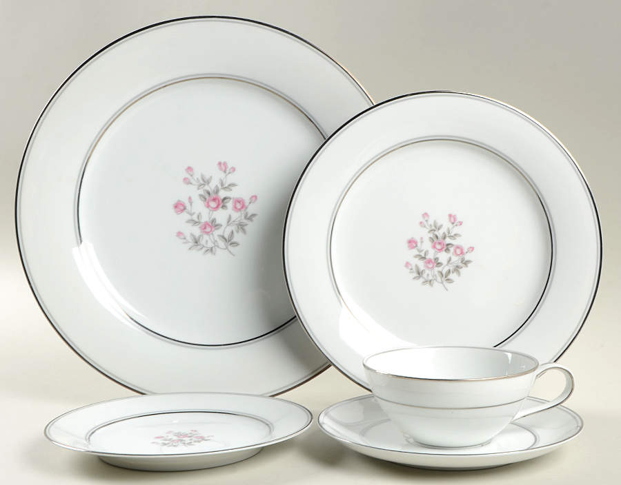 Stanton 40 Piece Estate Set by Noritake-1