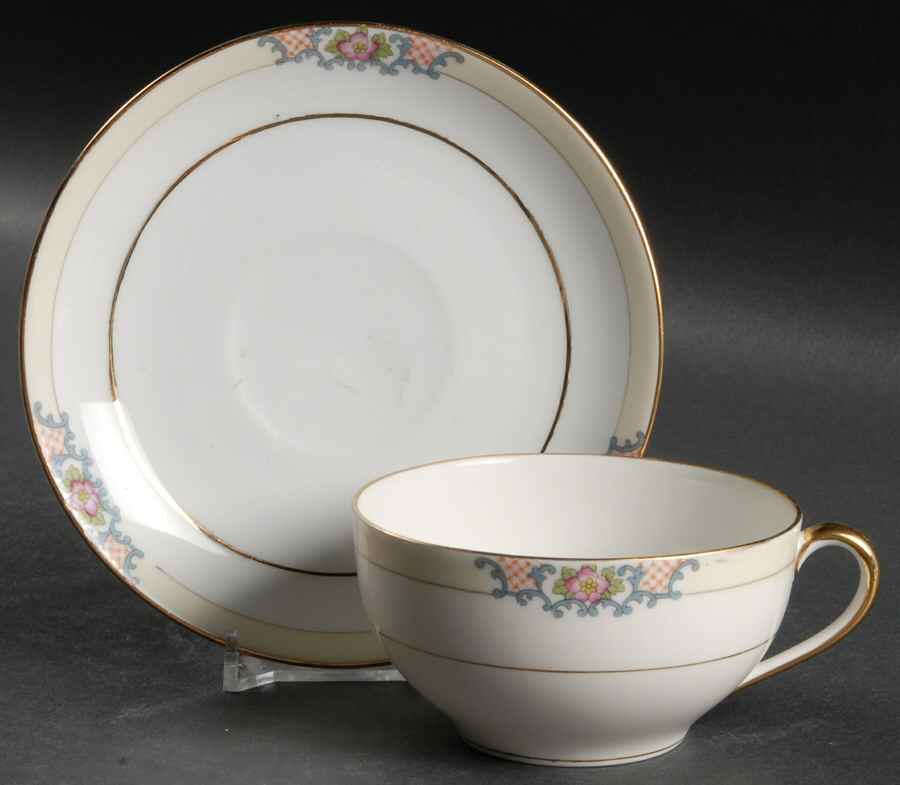 Stanleigh Flat Cup & Saucer Set by Noritake-1