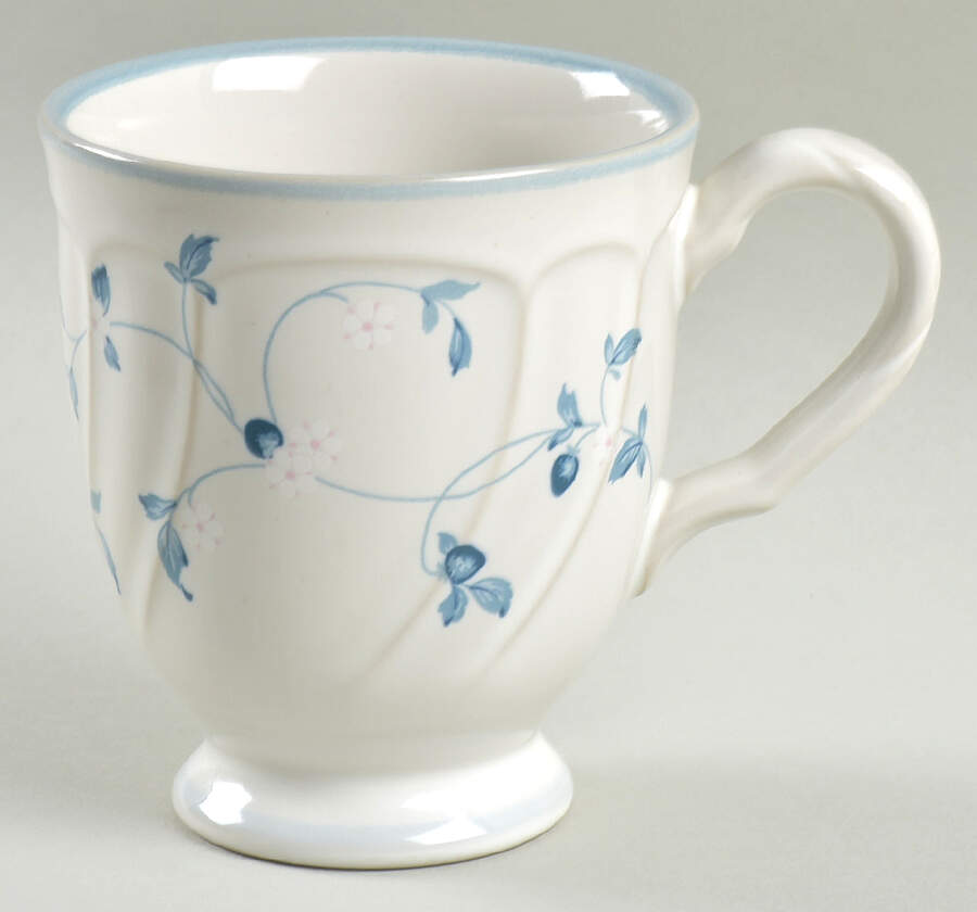 Strawberry Delight Mug by Noritake-1