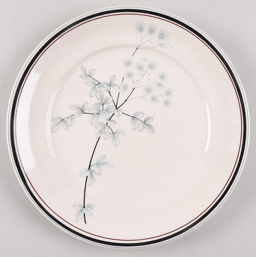 Star Flower Dinner Plate by Noritake-1