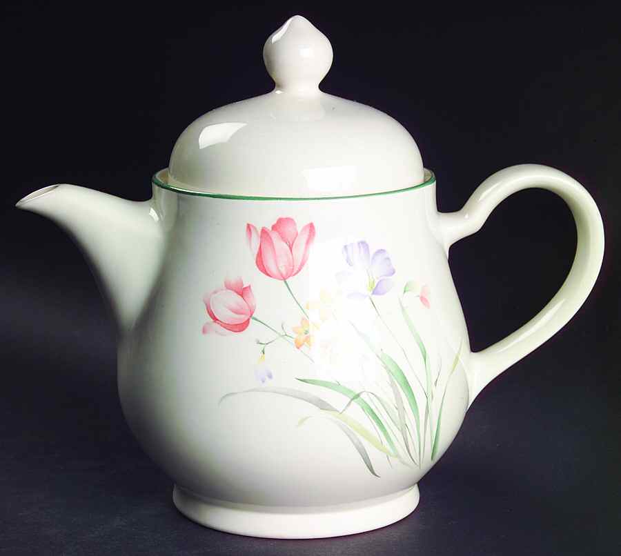 Stepping High Teapot & Lid by Noritake-1
