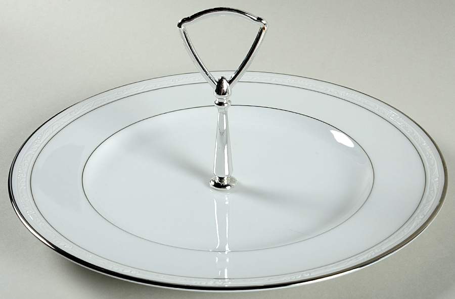 Stoneleigh Round Serving Plate with Handle (DP) by Noritake-1