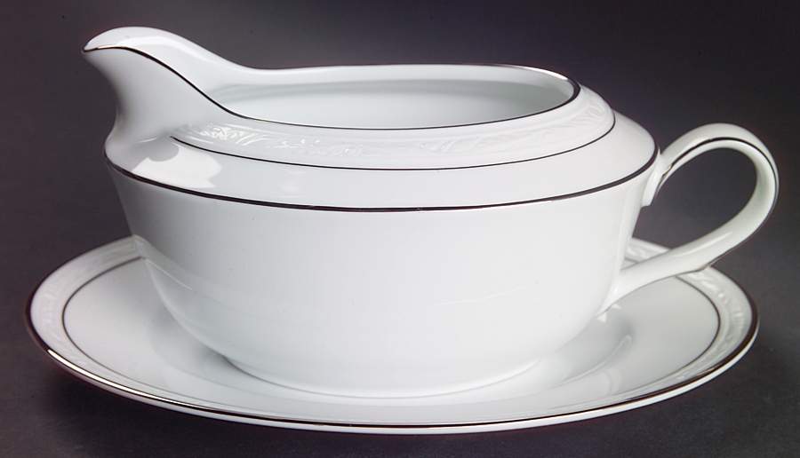 Stoneleigh Gravy Boat & Underplate (Relish/Butter) by Noritake-1