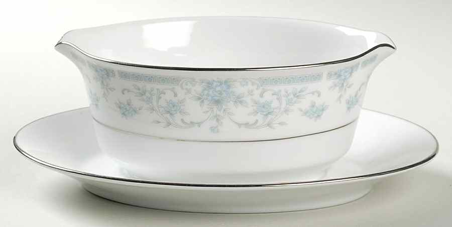 String of Pearls Gravy Boat with Attached Underplate by Noritake-1