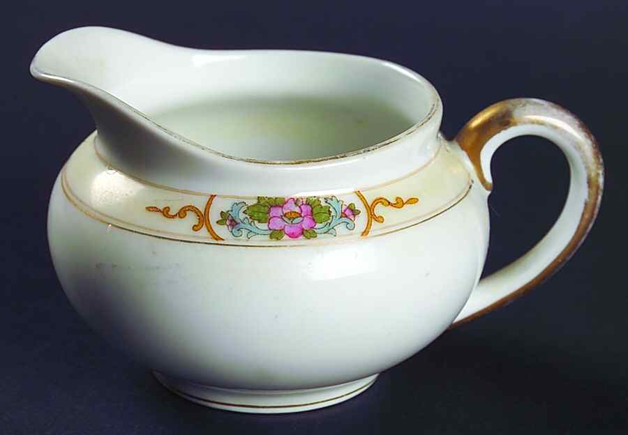 Strathmore Creamer by Noritake-1