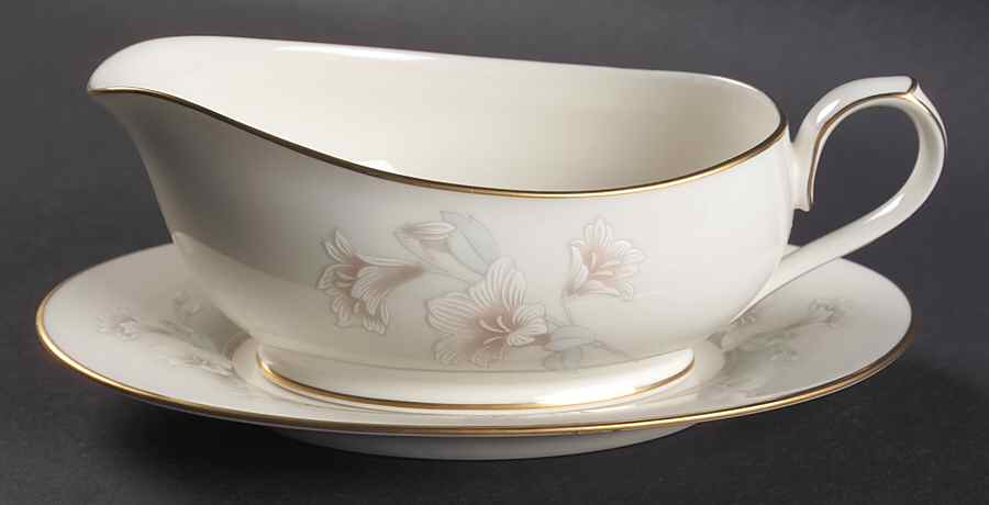 Susan Anne Gravy Boat & Underplate by Noritake-1