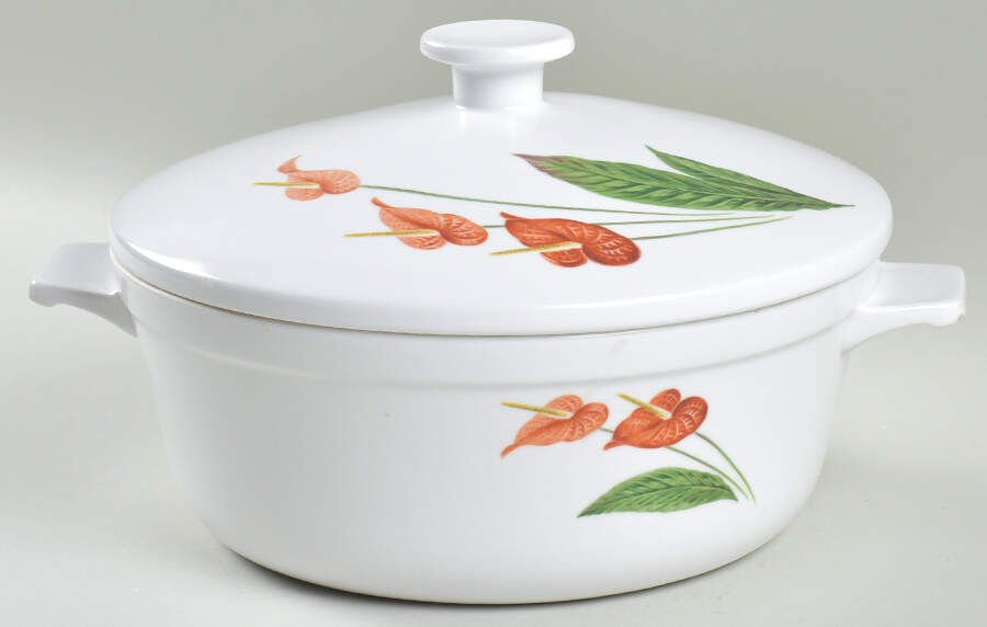 Summer Bloom 2 Qt Round Covered Casserole by Noritake-1