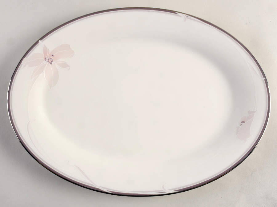 Suddenly 16" Oval Serving Platter by Noritake-1